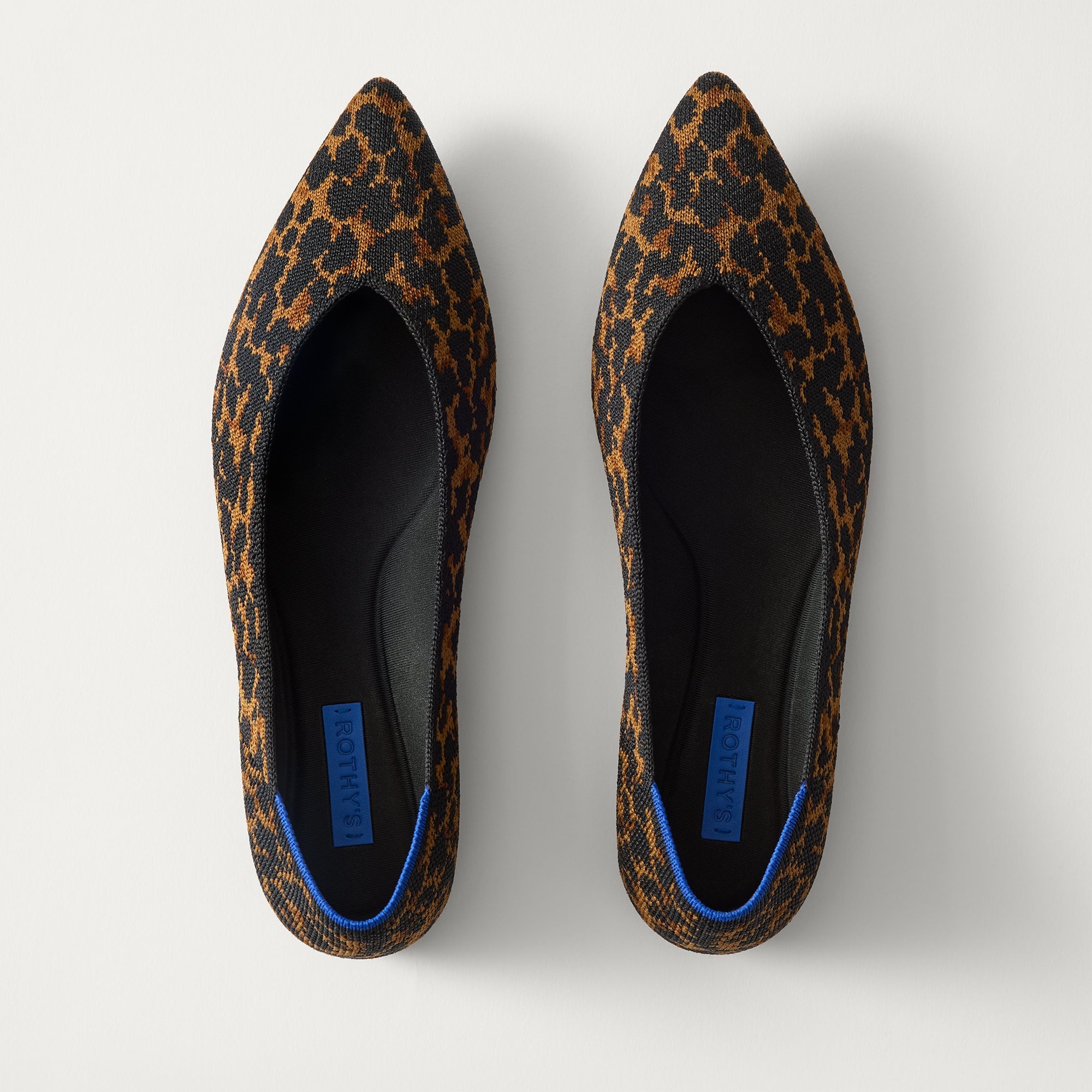 PDP | The Point III in Classic Torte shown from the top.