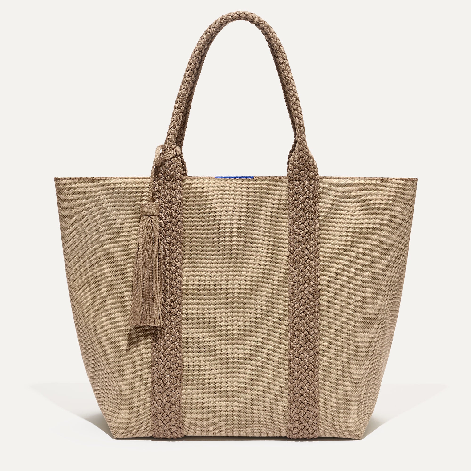 PDP |The Lightweight Tote in Caramel Twist shown from the front. 