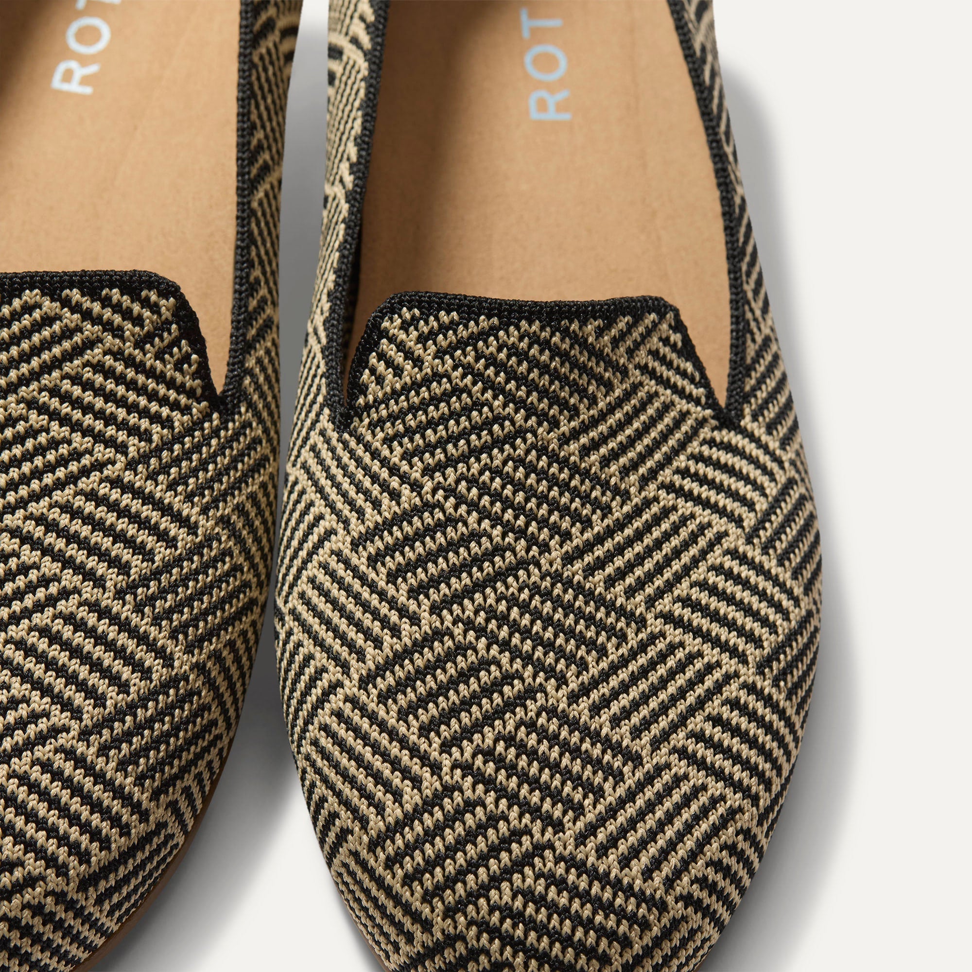 macro | Close up of the toe and vamp of The Daily Loafer in Black Zig Zag. 